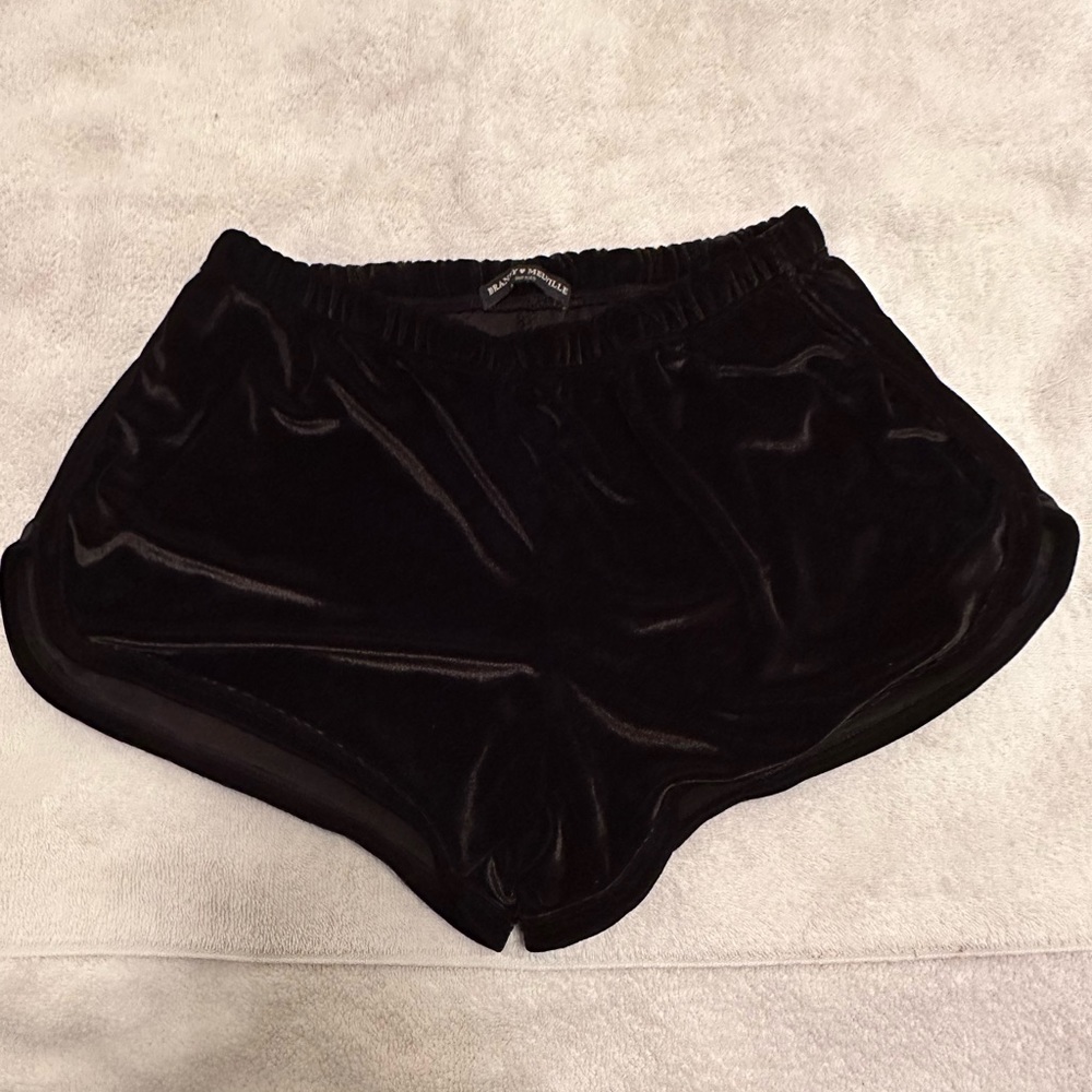 Brandy Melville Shorts. Size OS